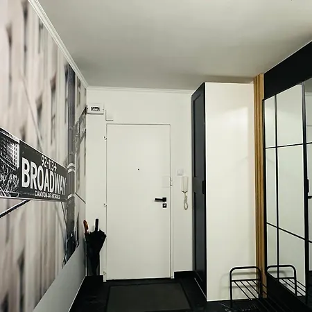 New York Style Apartament 90 M2 We Wroclawiu شقة فروتسواف