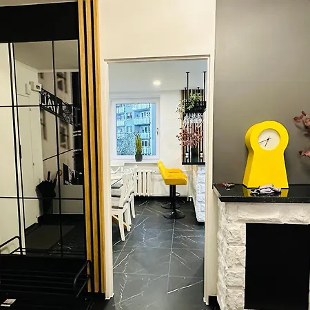 New York Style Apartament 90 M2 We Wroclawiu